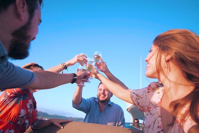 Cabo San Lucas Sunset Sailing Shared Cruise - Navigating the Itinerary and Sightseeing Stops