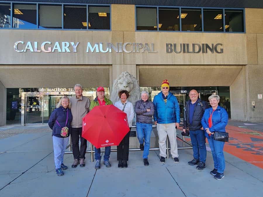 Calgary: Private Walking Tour of City Highlights - Visiting Calgary Tower: Panoramas and Stories