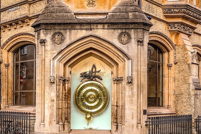 Cambridge's History & Secrets with Self-Guided Walking Tours - Exploring Cambridge’s Top Photo Spots on an Instagram Tour