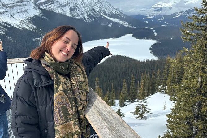 Can/Banff :Columbia Icefield, Crowfoot Glacier and Bow Lake, Tour - Visiting Peyto Lake: The Wolf-Shaped Viewpoint