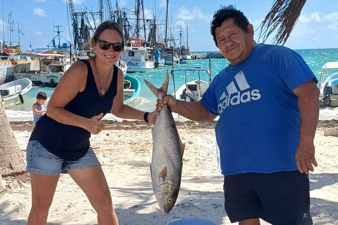 Cancun Beach Seafood Barbecue Class in a Kombi - The Unique Setting of a Secluded Cancun Beach