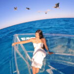 Cancun: Boat trip with transparent bottom and drinks - The Unique Experience of a Transparent Boat