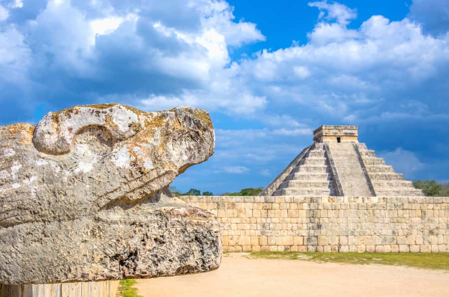 Cancun: Exclusive sunrise at Chichen Itza with an expert guide - The Comfort of a Private Coach from Cancun