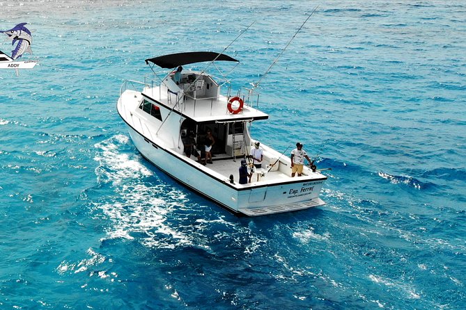 Cancun fishing charter if you don't fish you don't pay 46ft yacht 12pax 25P14 - Onboard the Defender 46ft Yacht in Cancun