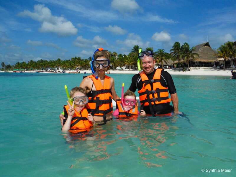 Cancun: Marine Turtle Observation in Akumal - Snorkeling with Sea Turtles in Akumals Reef