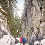 Canmore: Winter Fun! Canyon Ice Adventure - 2.5hrs - The Guided Tour in Kananaskis: Sightseeing and Exploration