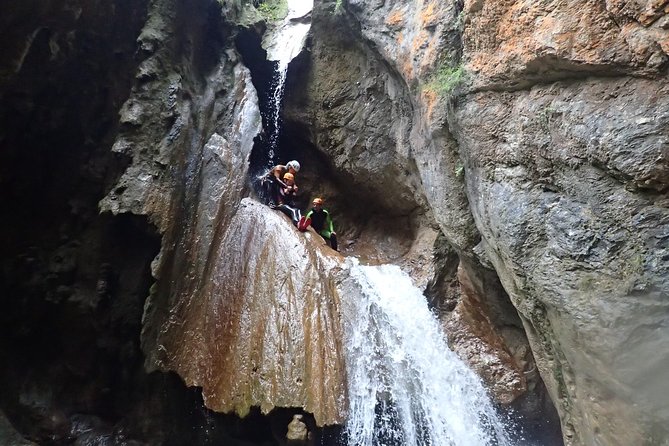 Canyoning "Summerrain" - fullday Canyoning Tour also for beginner - From the Meeting Point to the Scenic Jumping Spot