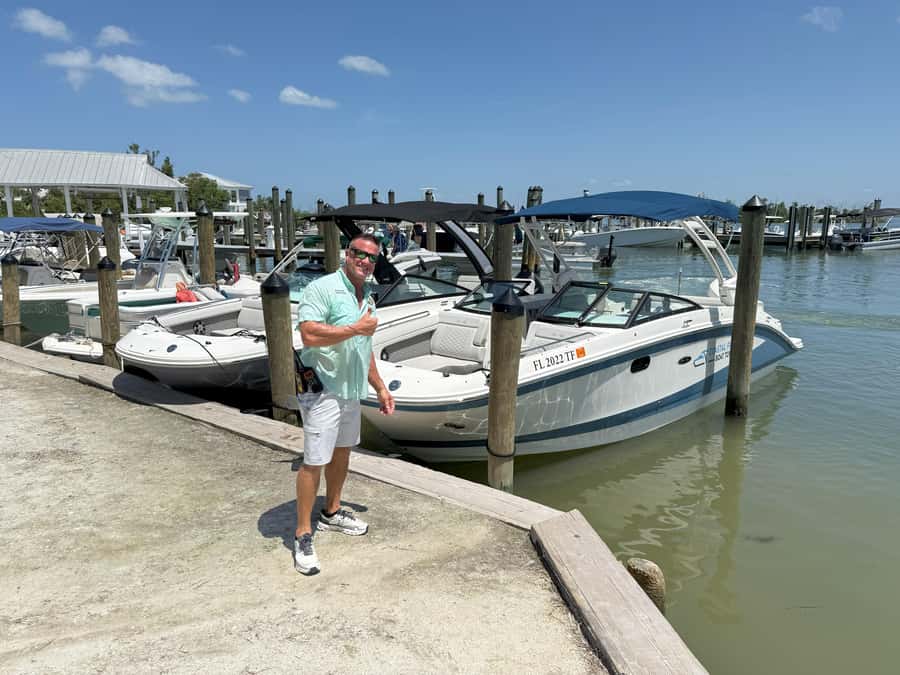 Cape Coral: Private Dolphin Watching and Dock & Dine Cruise - Meeting Point and Transportation in Cape Coral