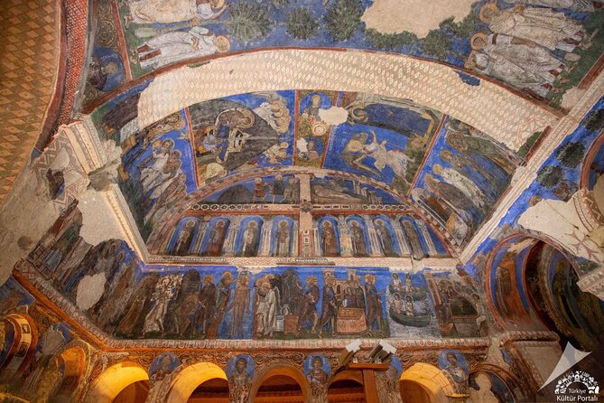 Cappadocia Red Tour (All Included) - Visiting Uçhisar Castle for a Panoramic View