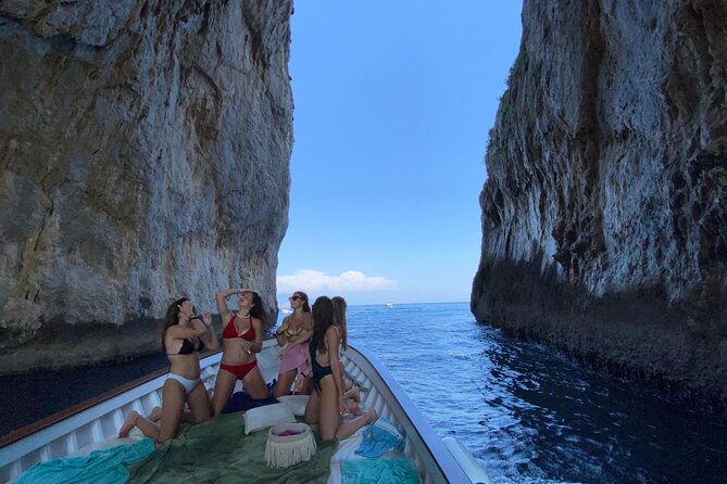 Capri Boat Tour: Grottoes, Swim & Sip Limoncello in a Small Group - Starting Point and Meeting Arrangements
