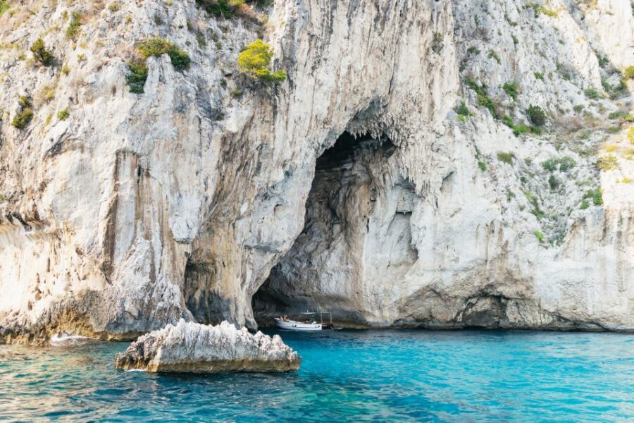 Capri: Island Boat Trip with Grottos - Starting Points and Tour Logistics