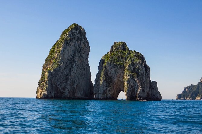 Capri & Nerano Bay Private Boat Tour from Sorrento,Positano,Capri - Exploring Capri’s Most Famous Landmarks