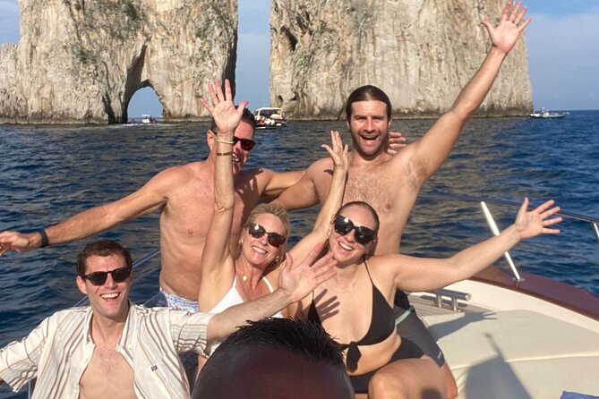 Capri Private Boat Tour from Positano or Praiano - Exploring Capris Iconic Caves and Cliffs