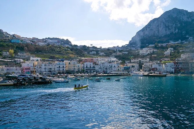 Capri Private Tour from Positano - Motorboat 28ft - Exploring Capri’s Famous Caves and Landmarks
