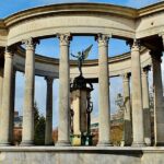 Cardiff's Civic Centre: A Self-Guided Audio Tour - Visiting the National Museum and Its Surroundings