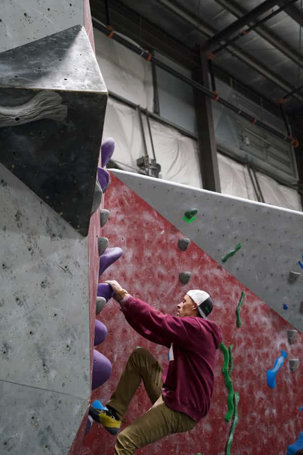 Carmel: Indoor Climbing Day Pass - The Location: Hoosier Heights Carmel