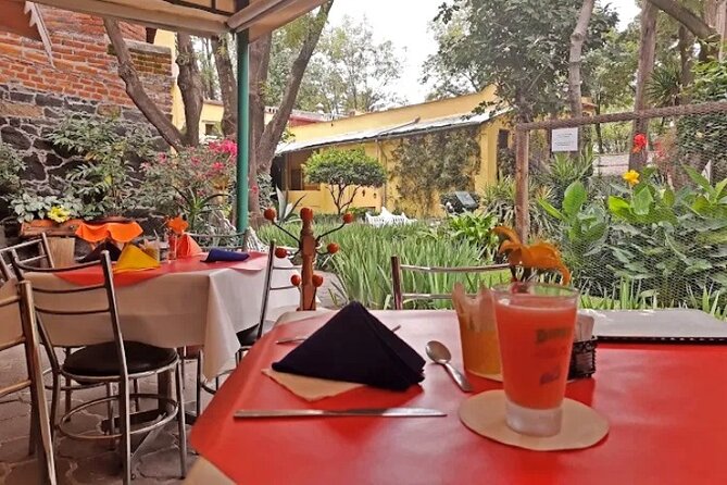 Casa de Leon Trotsky Museum in Mexico - Exploring Trotsky’s Personal Library and Studio