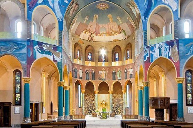 Cascia and Spoleto from Rome: Enjoy a Full-Day Private Tour - Roccaporena: Birthplace of Santa Rita da Cascia