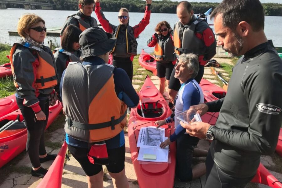 Castel Gandolfo: Kayak Food and Wine Tour - What Makes This Kayak Tour Unique in Rome