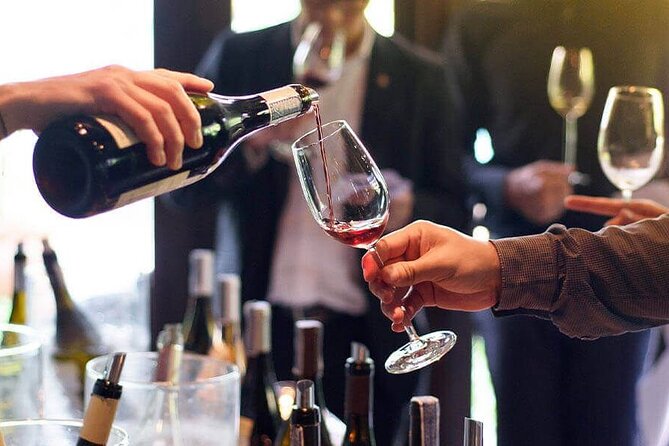 Castel Gandolfo tour with wine tasting - Wine Tasting in Lazio: Savor Regional Flavors