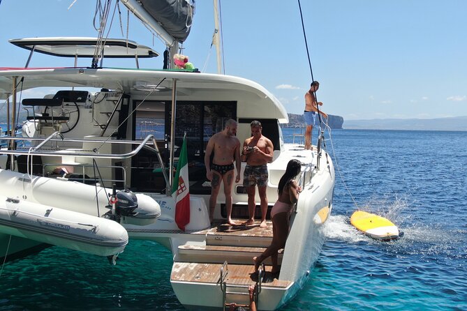 Catamaran in Alghero, daily boat trip - The Yacht: Comfort and Capacity