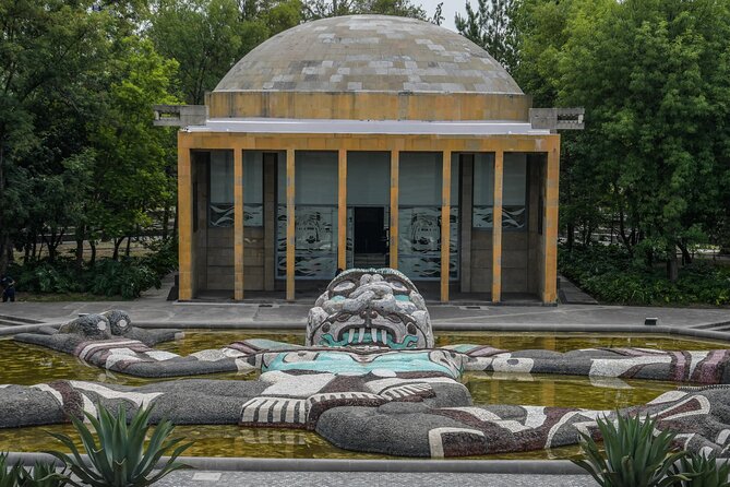 CDMX from Heaven Diego Rivera and Cantina Presidential Mansion - Walking Through Bosque de Chapultepec, Mexico’s Largest Urban Park