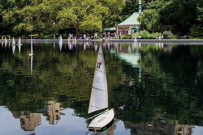 Central Park Guided Walking Tour - Discover the Secrets of Central Parks Hidden Corners