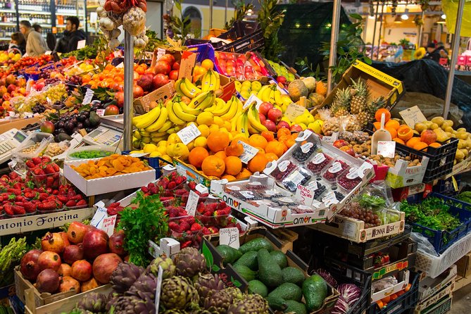Cesarine: Market Tour & Cooking Class at Local's Home in Milan - Visiting Milan’s Traditional Markets and Food Shops