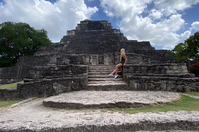 Chacchoben Mayan ruins with tour guide - Exploring the Chacchoben Archaeological Site