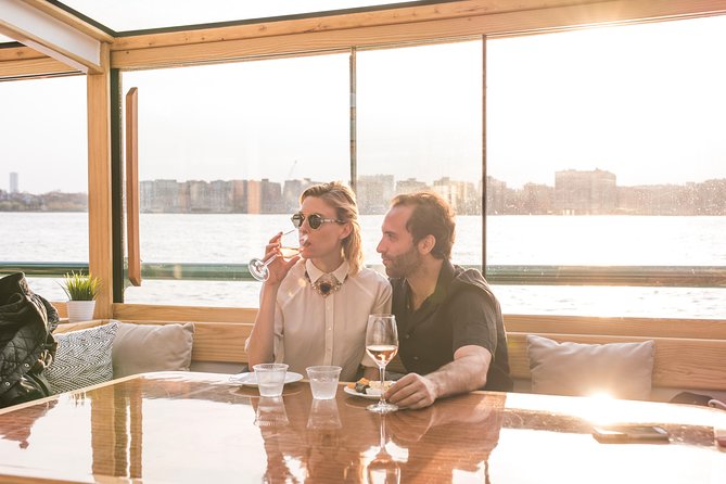 Champagne, Wine and Cheese Pairing Sightseeing Cruise - Wine and Cheese Pairings on a Scenic Cruise