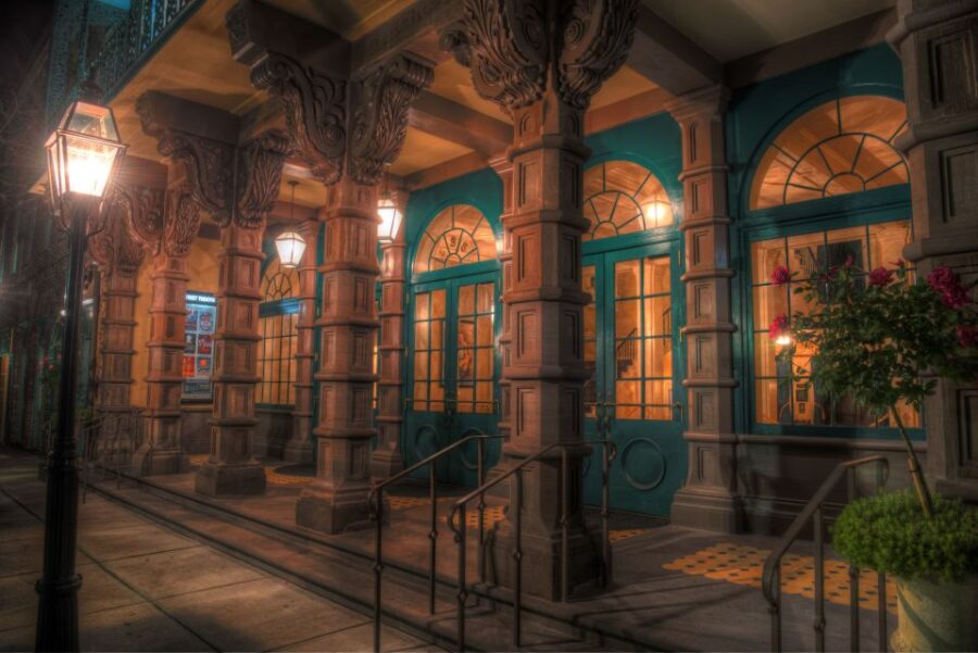 Charleston: Death and Depravity Ghost Walking Tour - The Beginning: Meeting at Joe Riley Waterfront Park