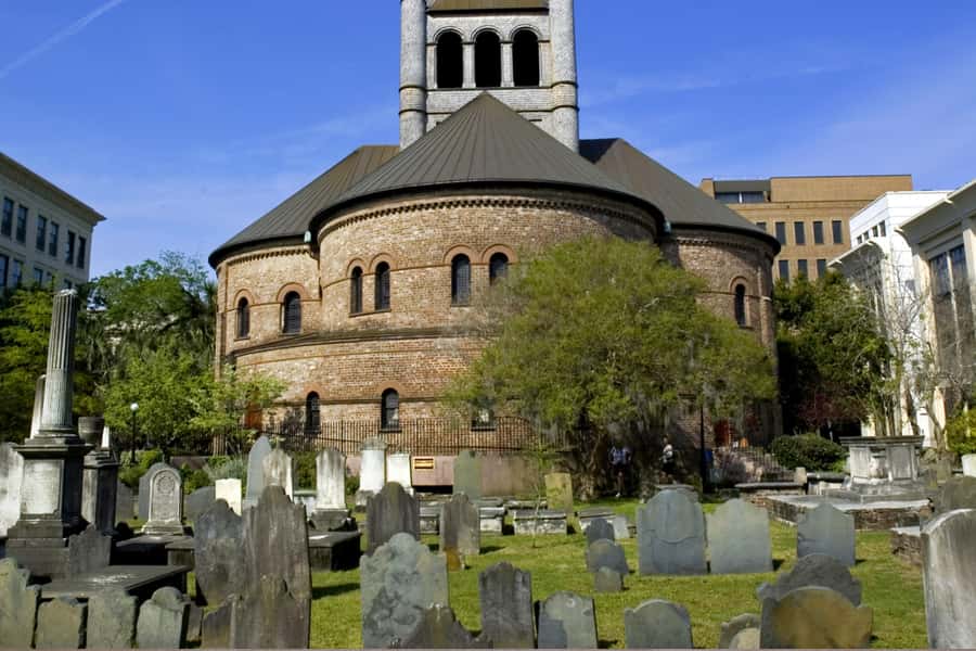 Charleston Ghost Tour in 12 Languages (Self Guided Audio) - Exploring Charleston’s Haunted Streets Independently