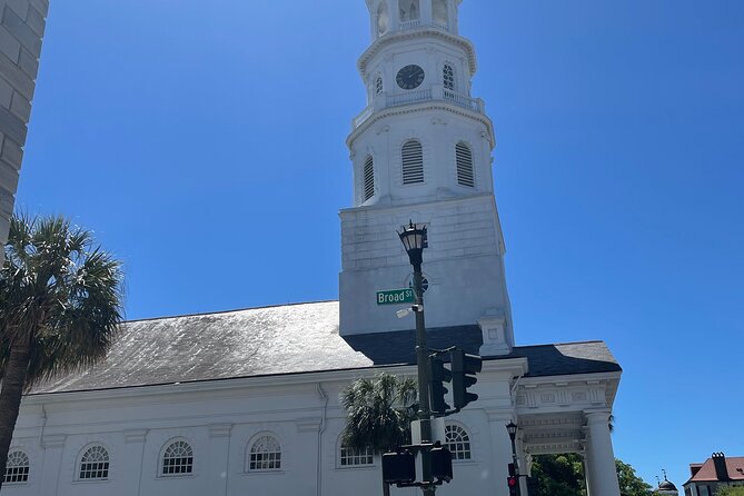 Charleston Self Guided Walking Tour - King Street: Charm and Historic Architecture