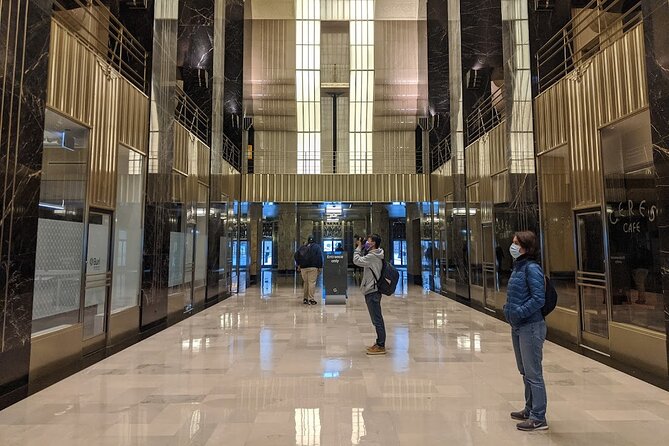 Chicago Architecture Walking Tour: Incredible Art Deco Interiors - Starting Point and Meeting Details