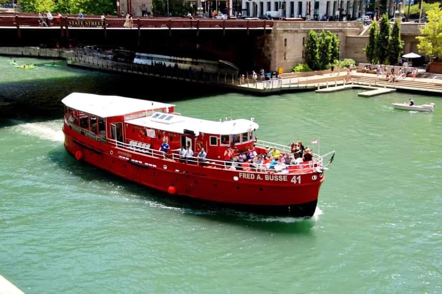 Chicago: Happy Hour Cruise - Craft Beer Tasting from Phase Three Brewing on Thursdays