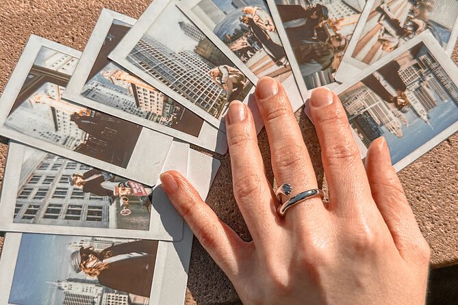 Chicago Insta Walk with Digital and Polaroid Photoshoot - Chicago Landmarks: From Millennium Park to Wrigley Building