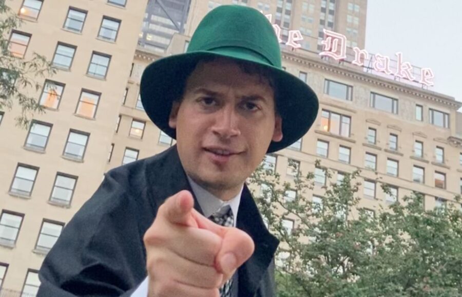 Chicago Murder Mystery Tour - Starting Point at the Water Tower in Downtown Chicago