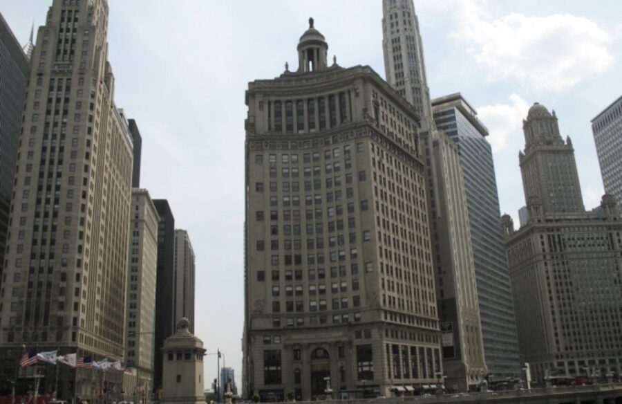 Chicago River: 1.5-Hour Guided Architecture Riverboat Tour - The Launch Point and Booking Flexibility