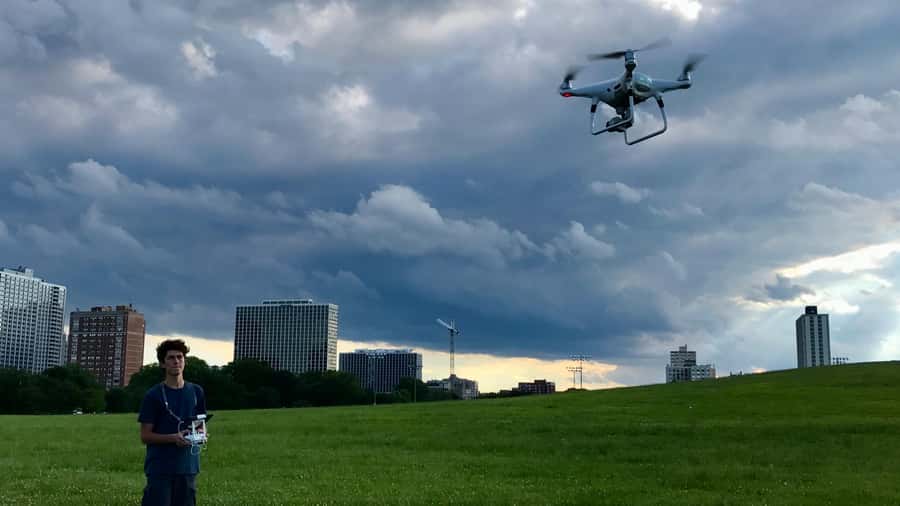Chicago: Skyline Drone Experience with Hands-On Flying - Prime Flying Location in Lincoln Park for Great Skyline Views