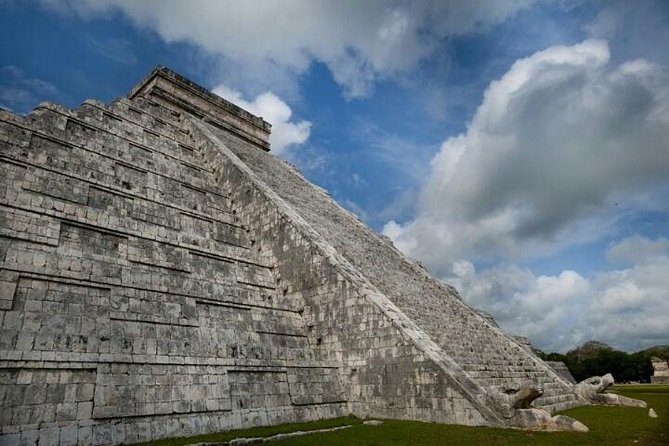 Chichen Itza Premier All-In-One Tour from Cancun and Riviera Maya - Convenient Pickup and Transport on a Luxury Coach