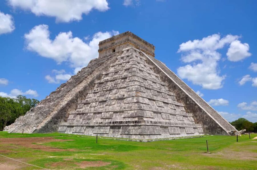 Chichen Itza: Skip-the-Line Entry Ticket - Self-Guided Exploration of Iconic Mayan Structures