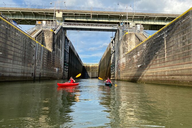 Chickamauga Dam Lock Kayak Tour by Chattanooga Guided Adventures - An Unmissable Kayaking Adventure at Chickamauga Dam Lock in Chattanooga