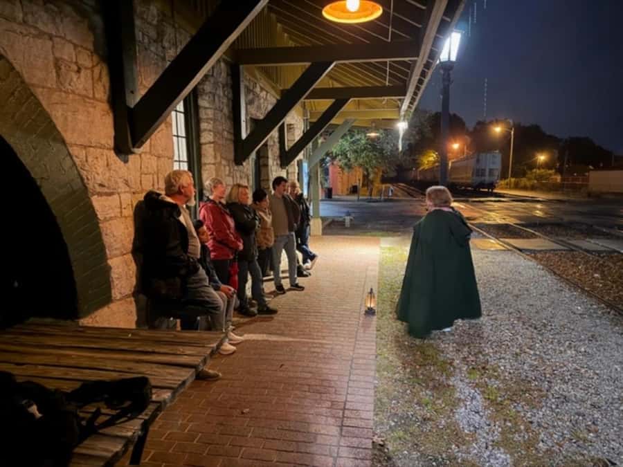 Chickamauga: Love & War Valentines Day Walking Tour - Walking Through Chickamauga’s Downtown History