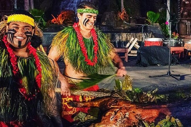 Chief's Luau Admission Including Transfers - Chiefs Luau: The Location at Wet n Wild Hawaii