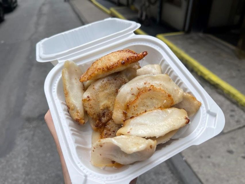 Chinatown Walking Food Tour of New York - Starting Point and How to Find Your Guide