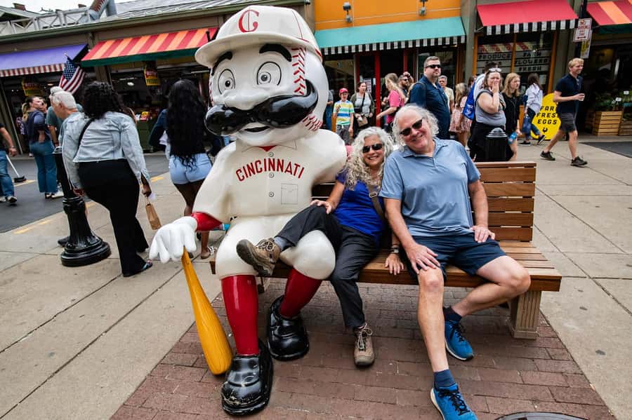 Cincinnati: Food Tour of 6+ Tastings from Chili to Ice Cream - Riding the Modern Streetcar to Over-the-Rhines Trendy Food Spots