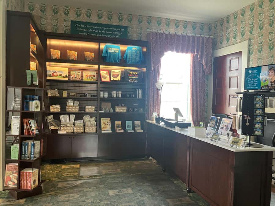 Cincinnati: Harriet Beecher Stowe House Guided Tour - Introduction to the Harriet Beecher Stowe House in Cincinnati