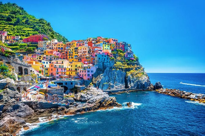 Cinque Terre tour in Small Group from Pisa - Scenic Journey Along the Coast by Boat or Train