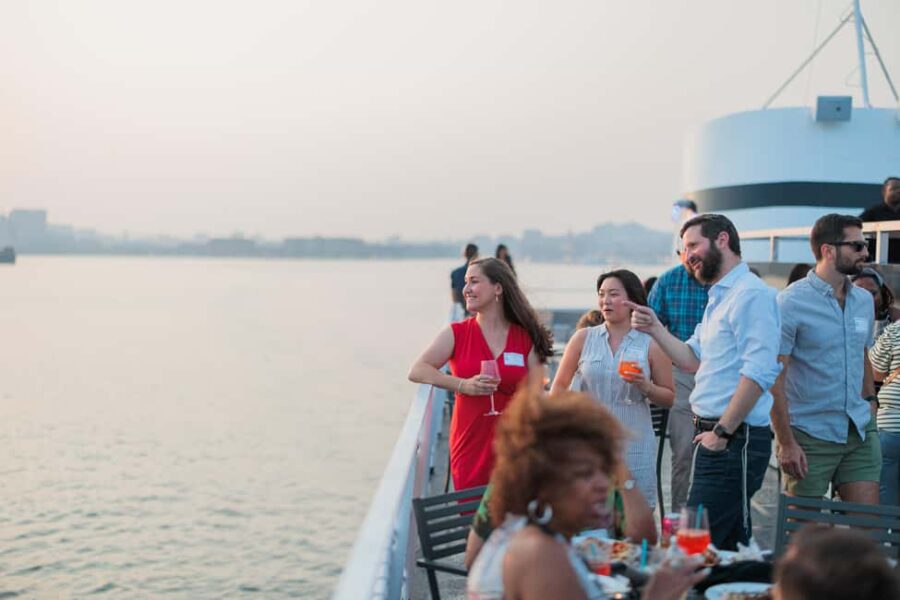 City Cruises Baltimore: Brunch, Lunch, or Dinner Cruise - Tasting the Buffet: Brunch, Lunch, or Dinner Options