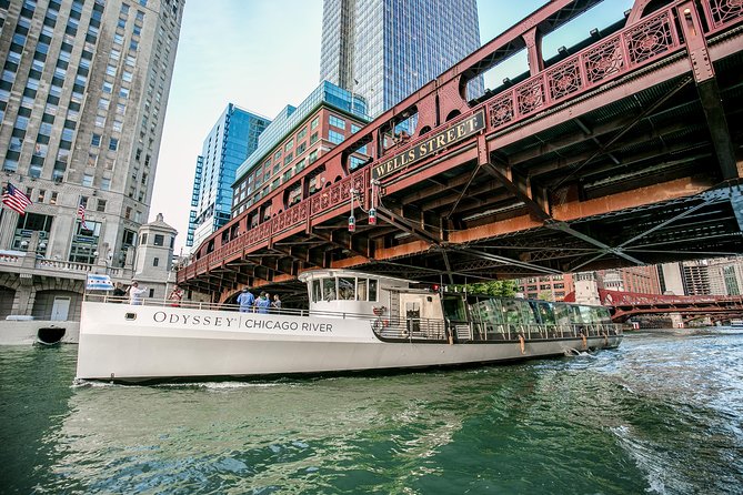 City Cruises Chicago: River Architectural Lunch Cruise - Set out on a Water-Based Exploration of Chicago’s Architectural Masterpieces